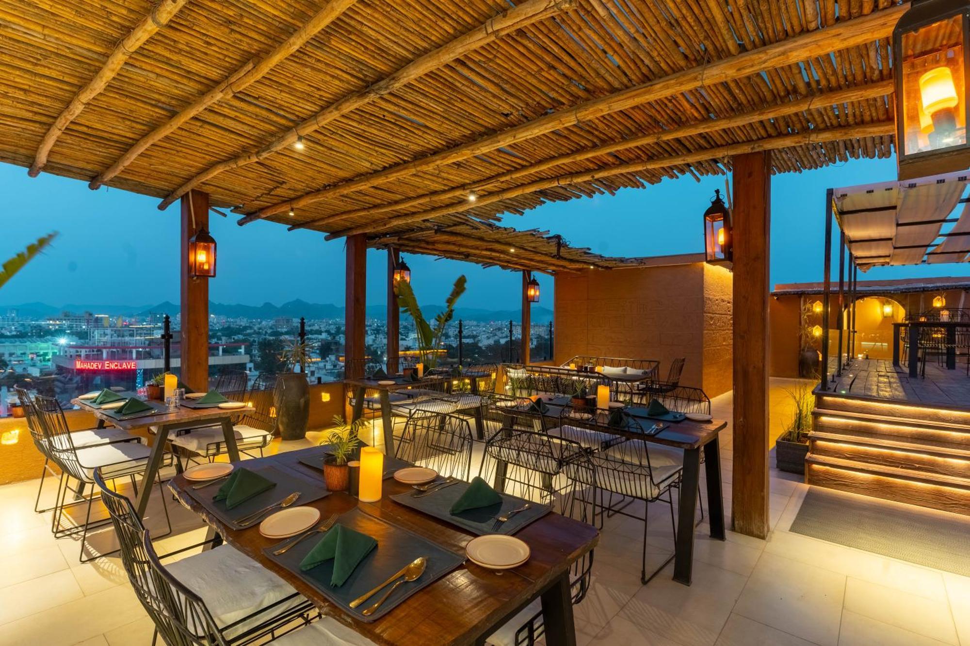 Historia Royal Hotel Udaipur Exterior photo